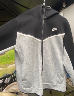 Grey and black Nike tech