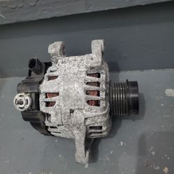 2016 Toyota Corolla S 1.8 Alternstor