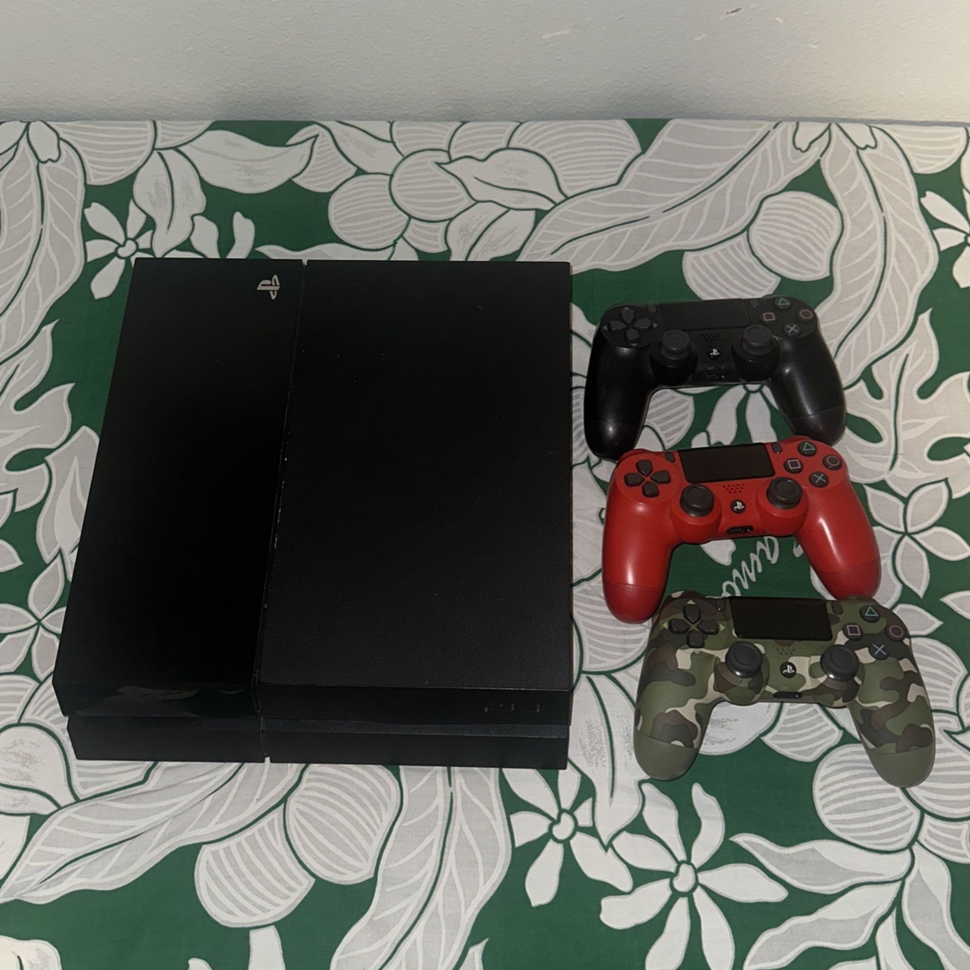 Playstation 4/ PS4 & Dualshock Controllers (Sold Separate READ DESCRIPTION) 