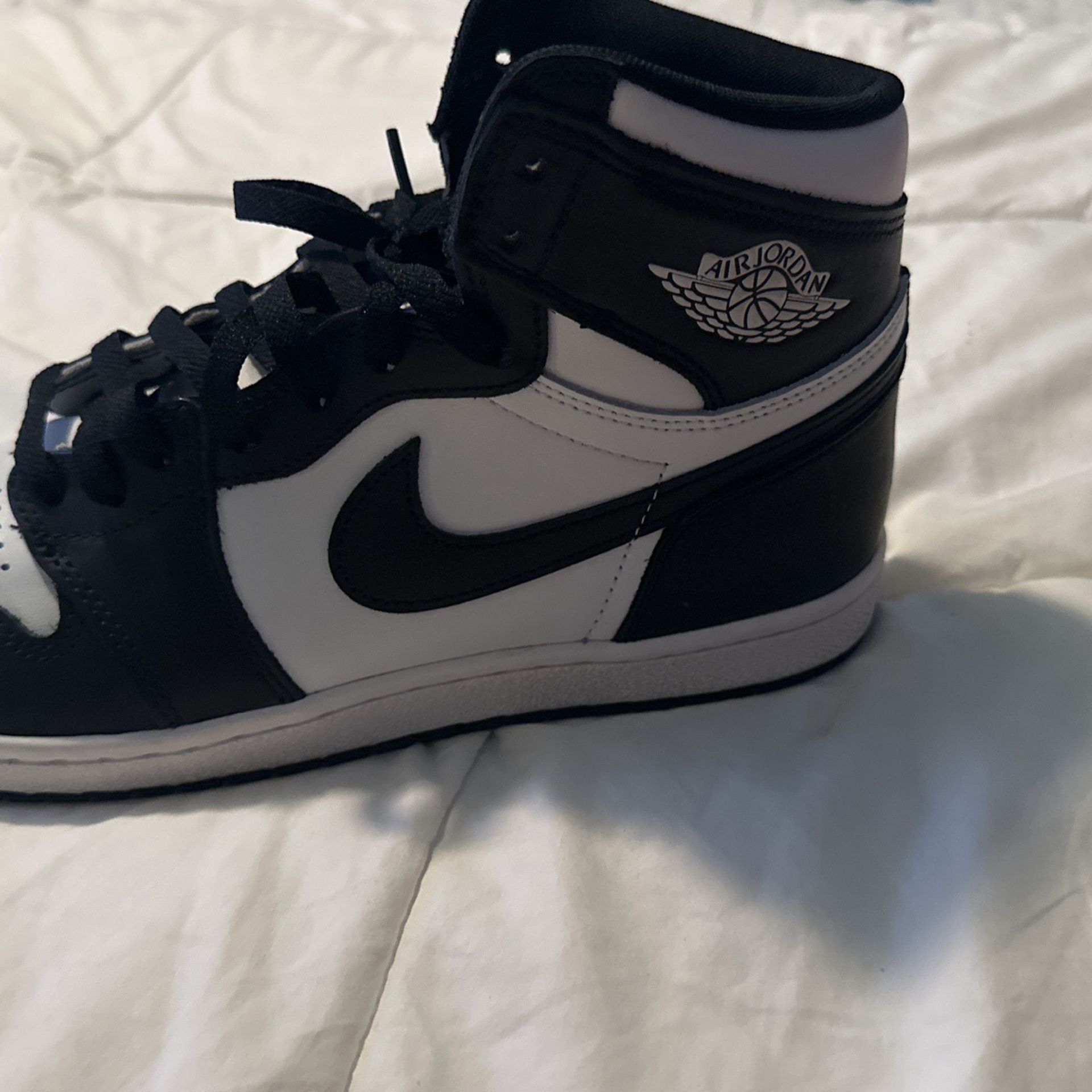 Nike Air Jordan ( Not Pandas High) Size 11
