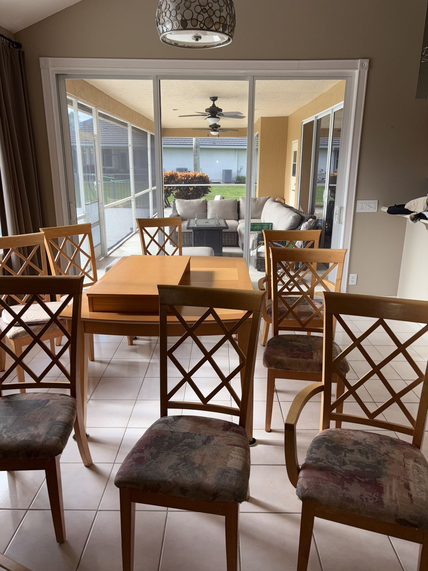 Siamthanee  7’ Dining Table w/  8 Chairs