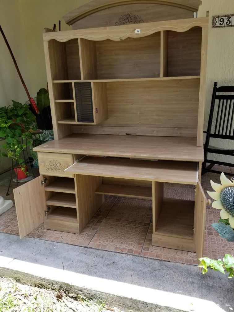 Desk with keyboard drawer and overhead hutch shelf