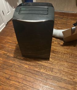 LG 14,000 BTU Portable Air Conditioner (LP1417GSR)