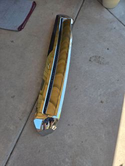 2014-21 toyota tundra upper grill