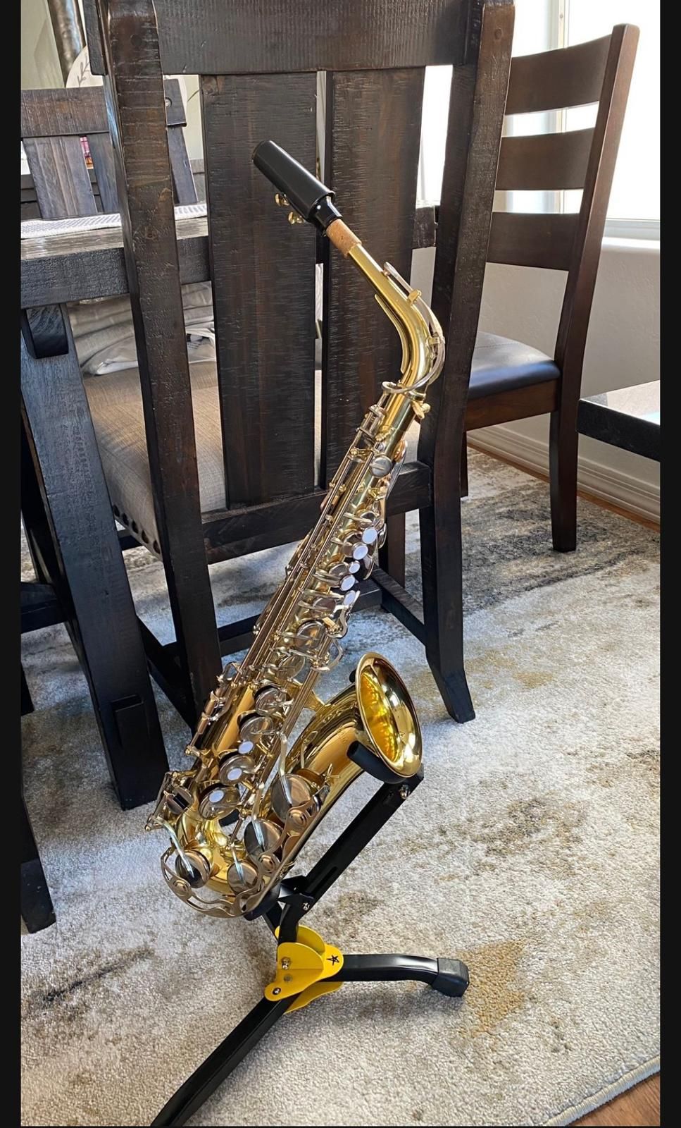 Yamaha YAS-23 Alto Saxophone 