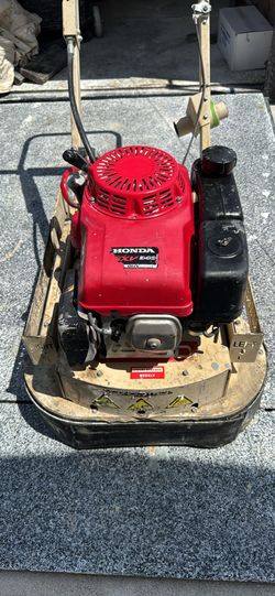 Concrete grinder