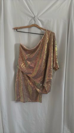Windsor champagne, pink gold, small dress