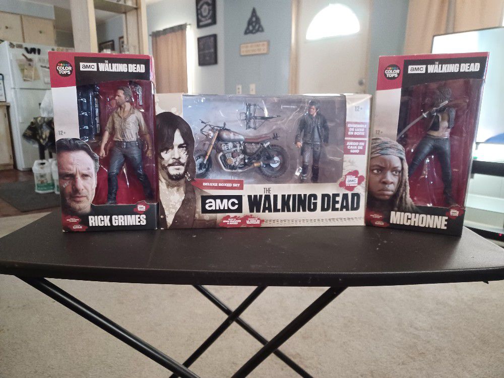 McFarlane Toys - The Walking Dead Action Figures - Rick Grimes, Michonne and Daryl Dixon Deluxe Boxed Set 
