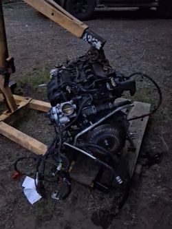 08-11 ford focus 2.0 complete engine
