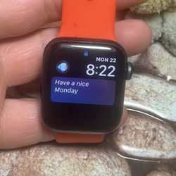 Apple watch SE GPS+Lte for repairs (parts)