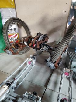Lego Hailfire Droid RARE