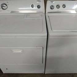 Whirlpool Set Washer And Gas Dryer They Both Work Great Clean Inside And Out