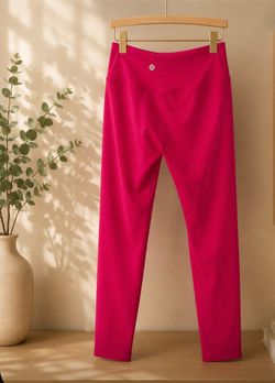 Women active wear leggings Lulu