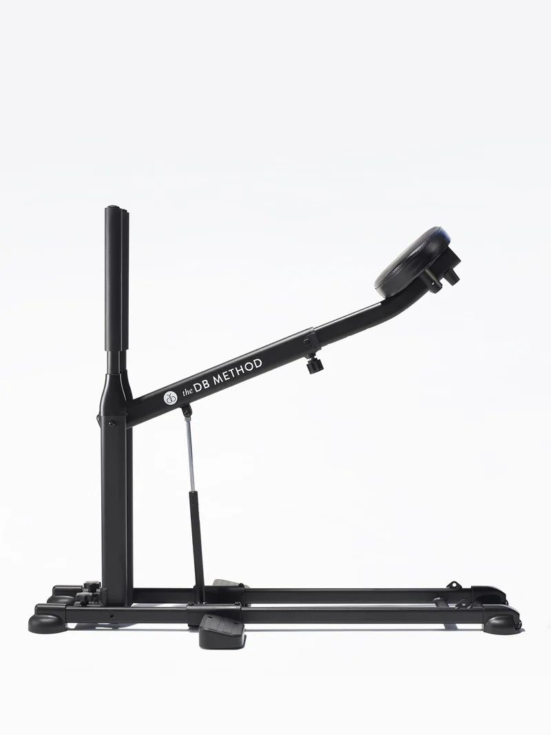 DB Method Squat Machine 