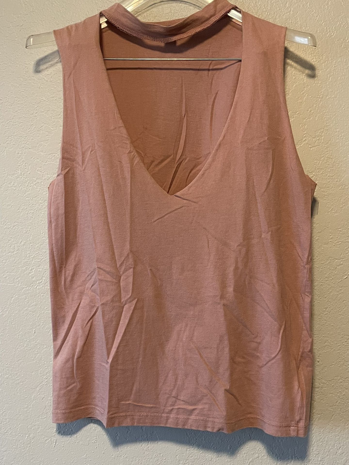 Windsor, Women’s Pink Chocker V-Neck Sleeveless Tank, Size S Runs Big
