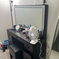 Black Vanity W/led Light