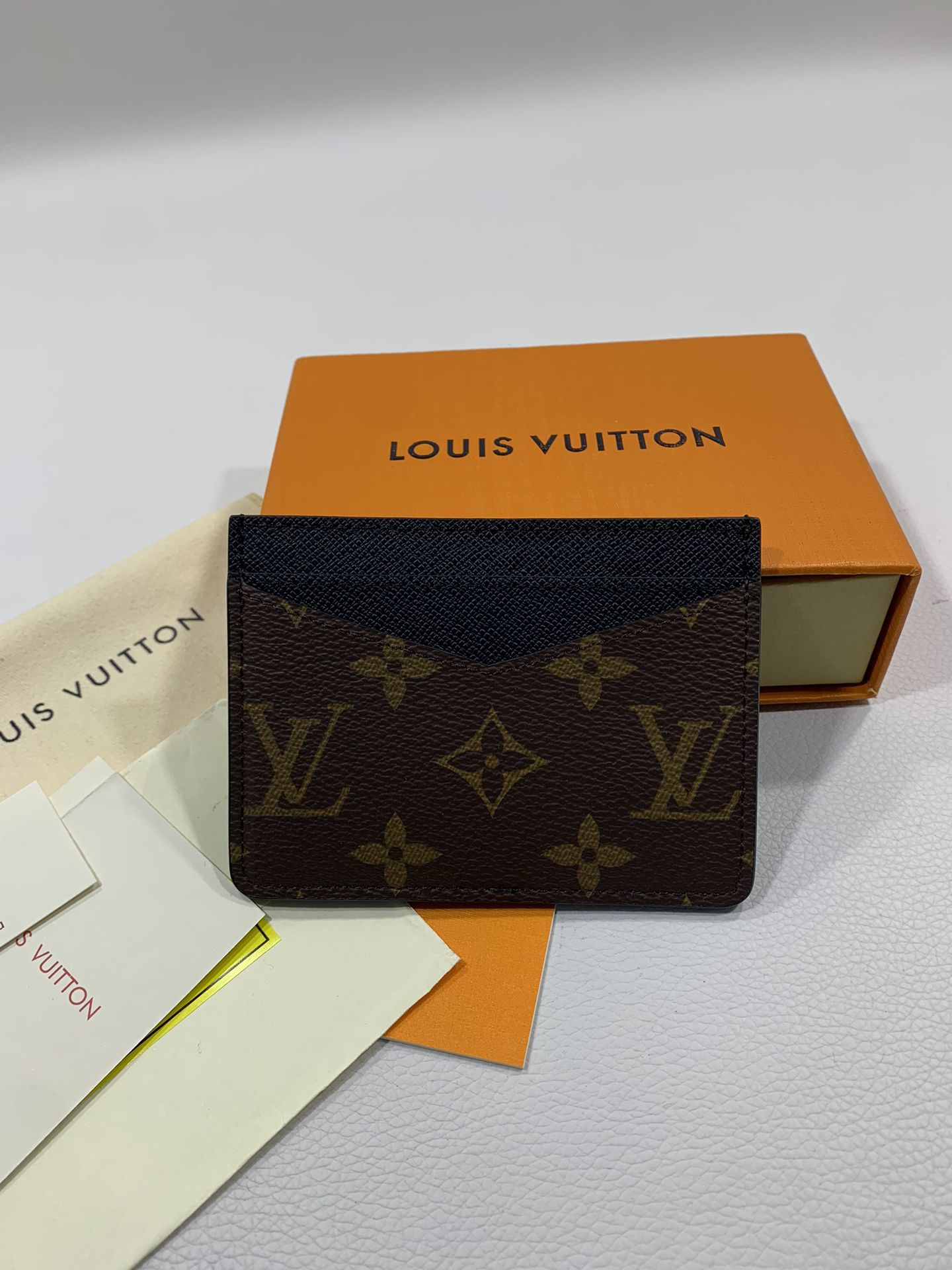 LV Cardholder Wallet 