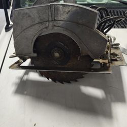 Vintage 1950s Power House 7" Art Deco Mid Century Modern Circular Saw Tool 

A vintage circular Saw