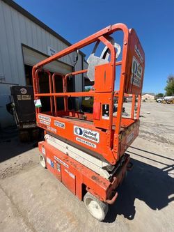 Special Value 2015 Snorkel S3219E Scissor Lift 