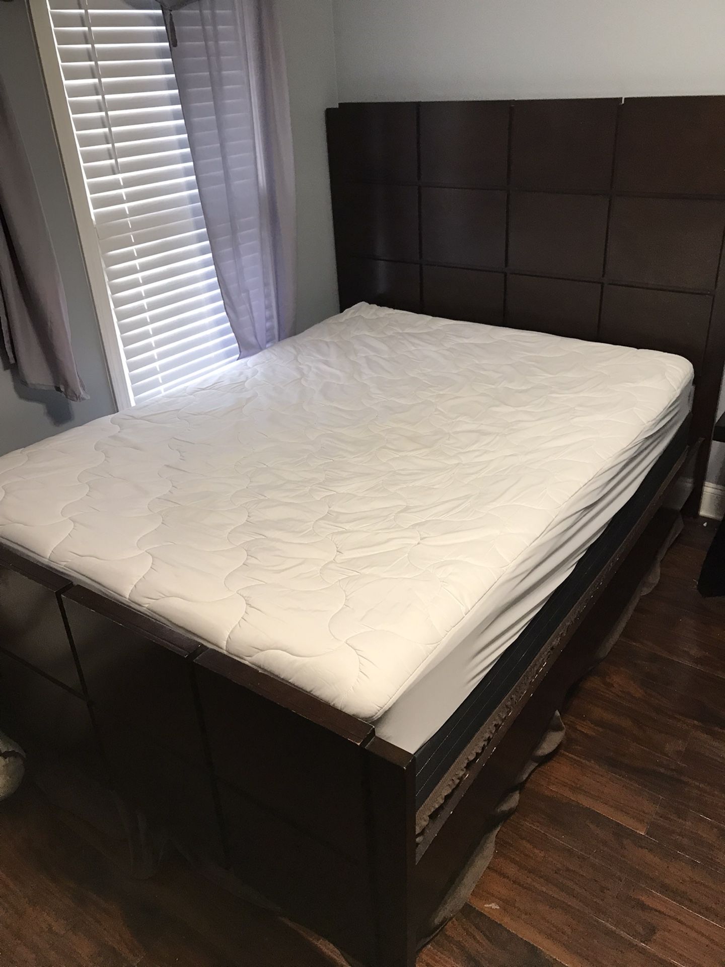 All Wood Queen Bed Frame + Mattress And Box springs 