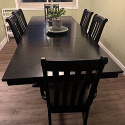 6/8 Person Dining Table With Leaf