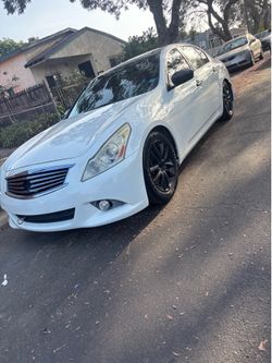 Infiniti g37 2012