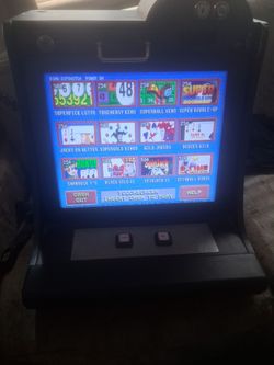 Slot game with bill aceptor