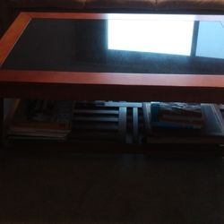 Cocktail Table And  2  End Tables