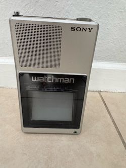 Vintage 80s Sony Watchman FD40A Mini Travel Television VHF UHF Japan. Working. Se habla español