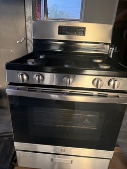 GE Gas Stove