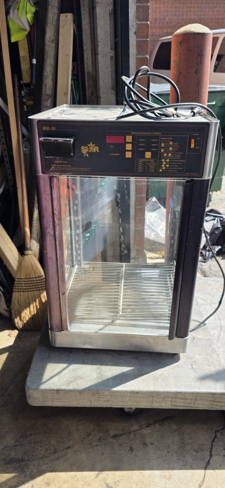 STAR COUNTERTOP HEATED DISPLAY CASE W/HUMIDITY CONTROL