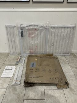 Extra Wide Pet Gate / Safety Gate - Fits Openings 59.84” - 62.60”