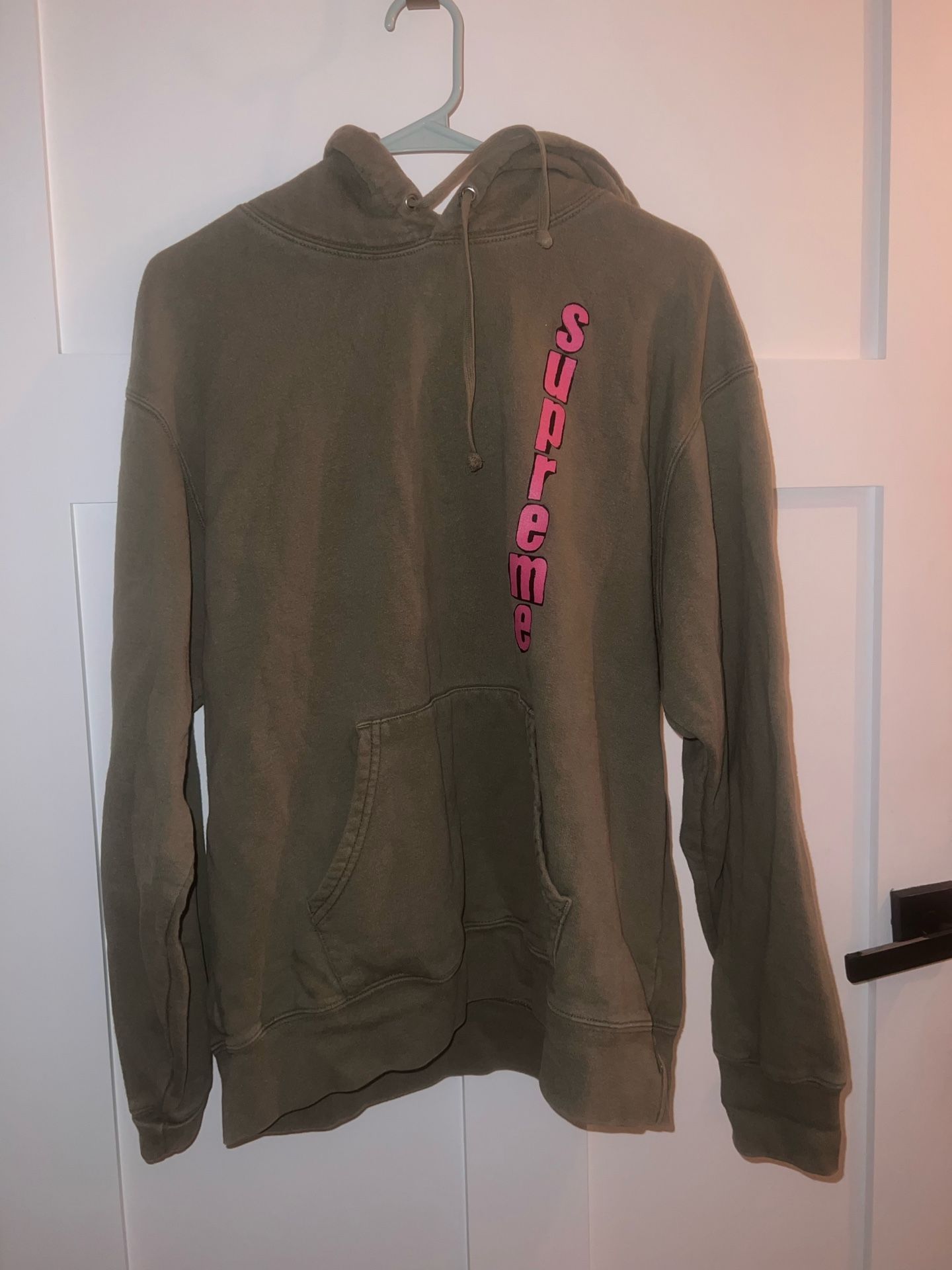 Supreme Hoodie