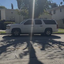 2007 Suburban LS 
