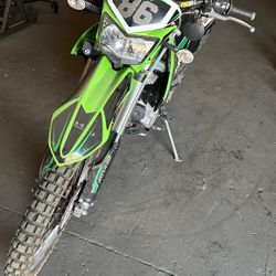 2017 Dirt Bike Kawasaki Klx 250 For Sale STREET Legal 