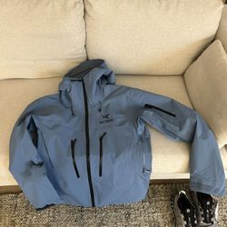 Arcteryx Alpha SV，
 Complete sizes available