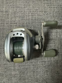 Okuma Nemesis Low Profile Baitcast reel - Model # NS-200 right handed baitcasting