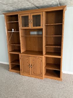 Oak wall unit / bookcase