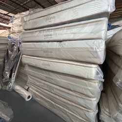 Luxury Saatva & Tempur-Pedic Mattresses – 50-80% Off!     •    Brand New, Minor Blemishes (Nothing That Affects Comfort)     •    King, Queen, Full, T