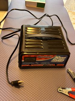 Duralast DL-50 Portable Car Battery Charger / Jump Starter