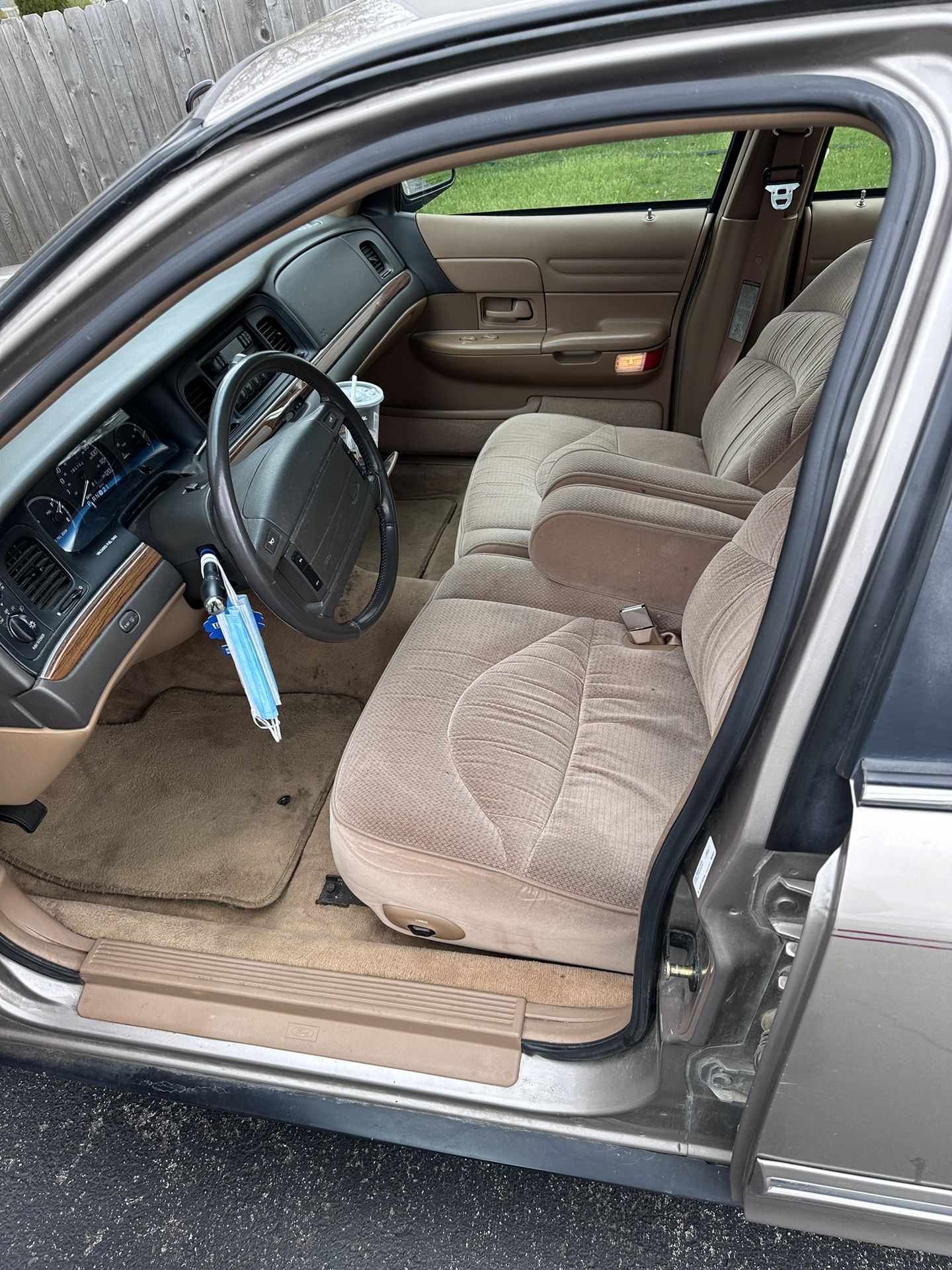 1995 Ford Crown Victoria