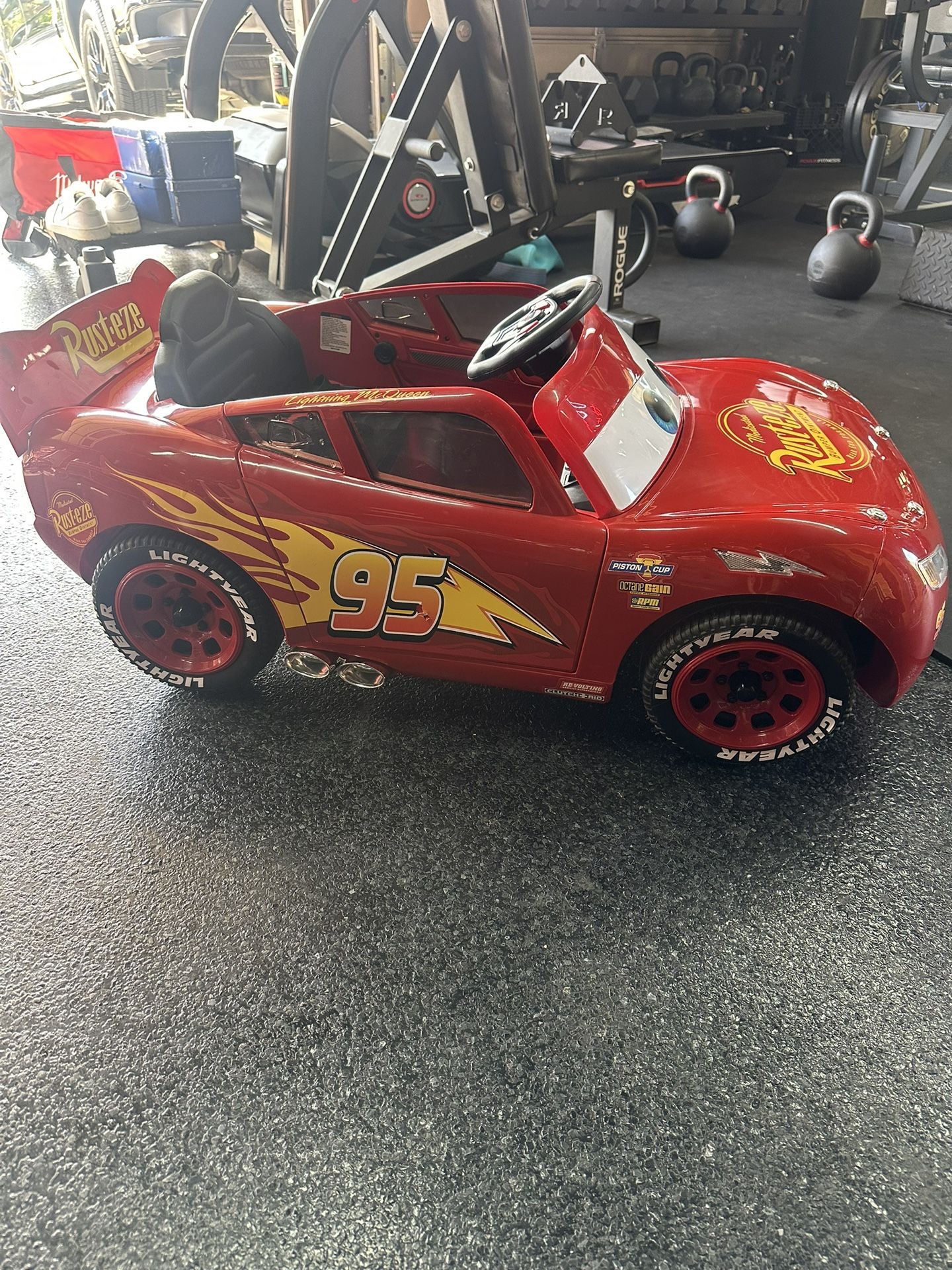 Lightning Mc Queen Power Wheel - Like New