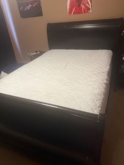 Queen bed and mattress
