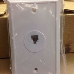 Phone jack