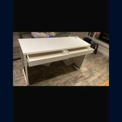 IKEA MICKE Desk 