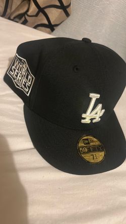 Black LA hat dodgers