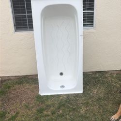 Fiberglass Bathtub(Used)