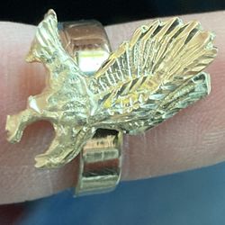 14k Yellow Gold American Eagle Ring Size 6