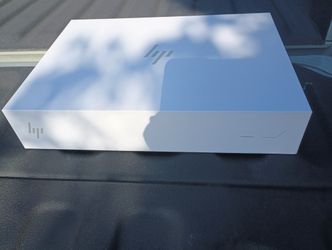 HP Dragonfly Pro, Windows 11 Home, 14", touch screen, AMD Ryzen™ 7, 32GB RAM, 1TB SSD,  Ceramic White