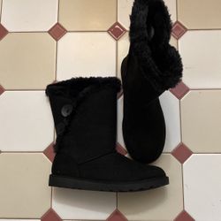 SO Junebug Black Boots